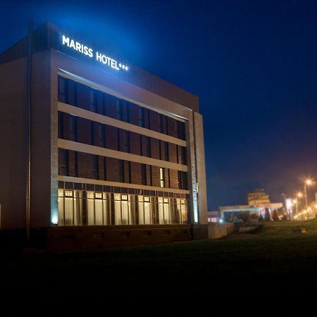 Hotel Mariss Alba Iulia Luaran gambar